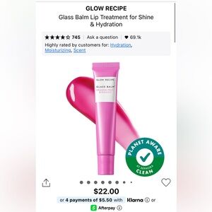 GLOW RECIPE
Glass Balm Lip Treatment for Shine
& Hydration